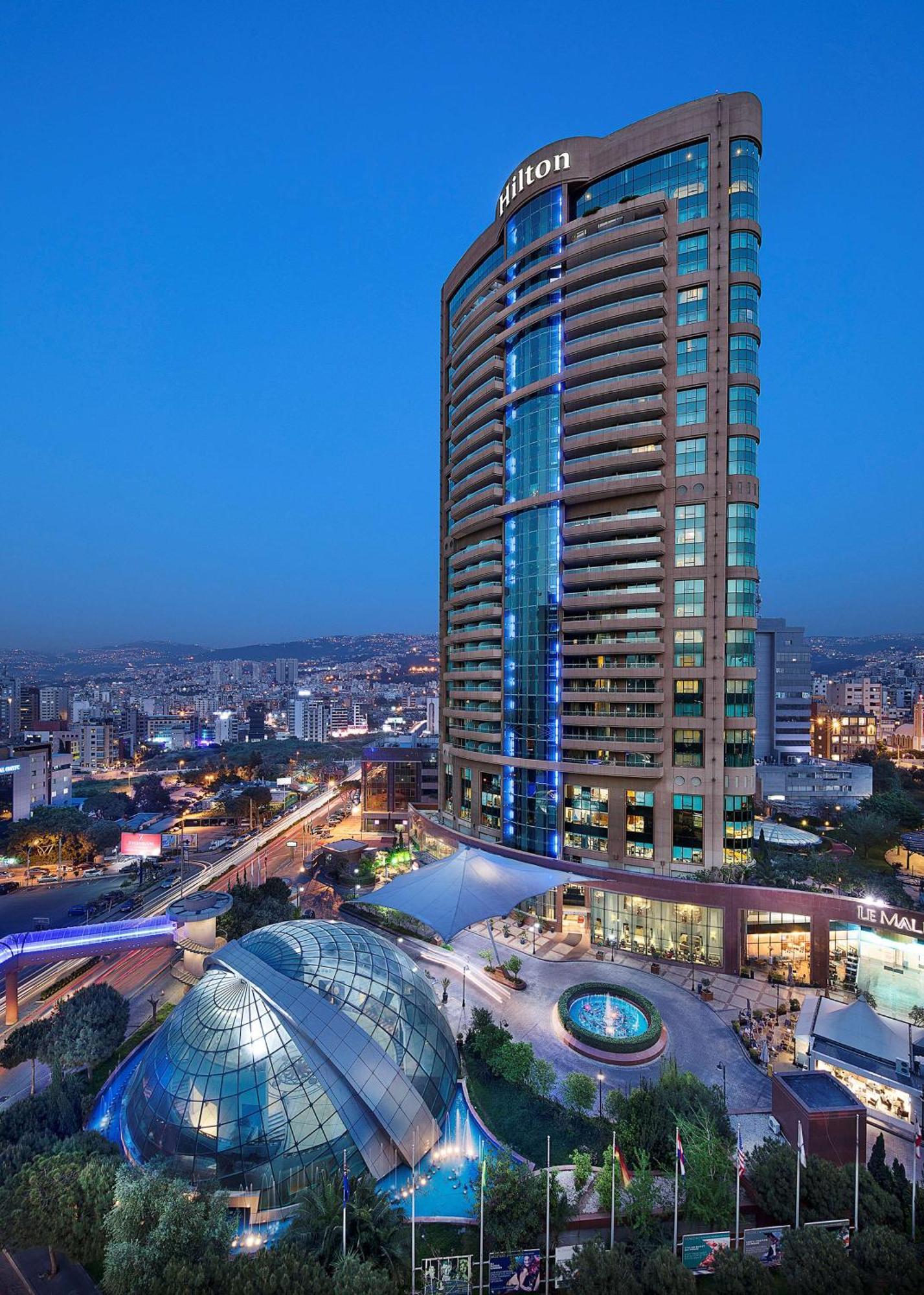 Hilton Beirut Habtoor Grand Hotel Extérieur photo