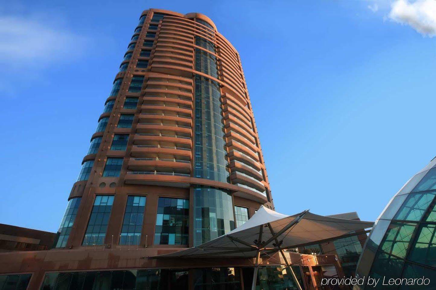 Hilton Beirut Habtoor Grand Hotel Extérieur photo